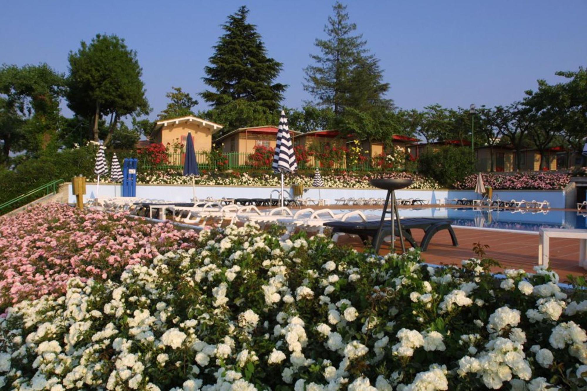 Camping Wien 페스키에라델가르다 외부 사진